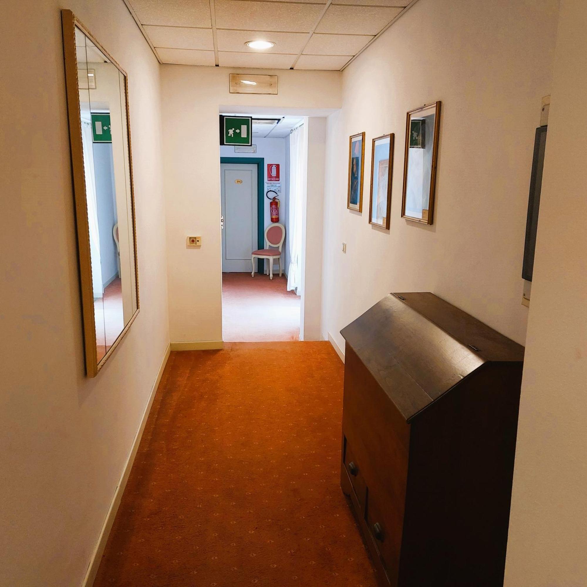 Albergo Ristorante Bigiu Sant'Omobono Imagna Esterno foto