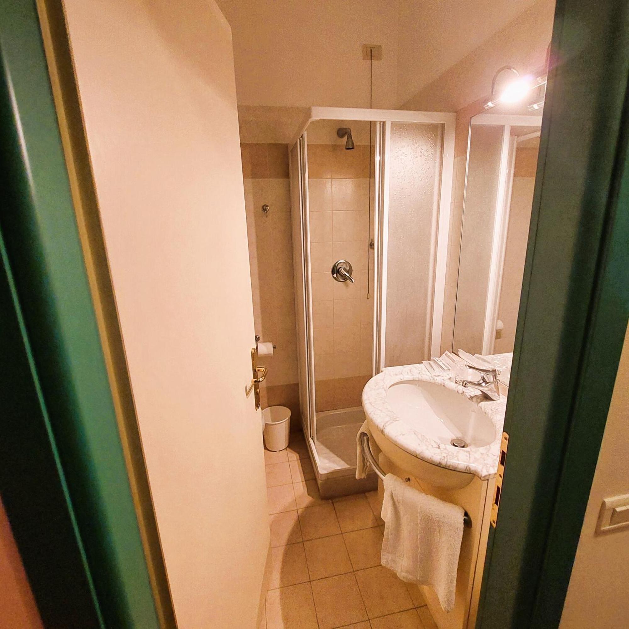 Albergo Ristorante Bigiu Sant'Omobono Imagna Esterno foto