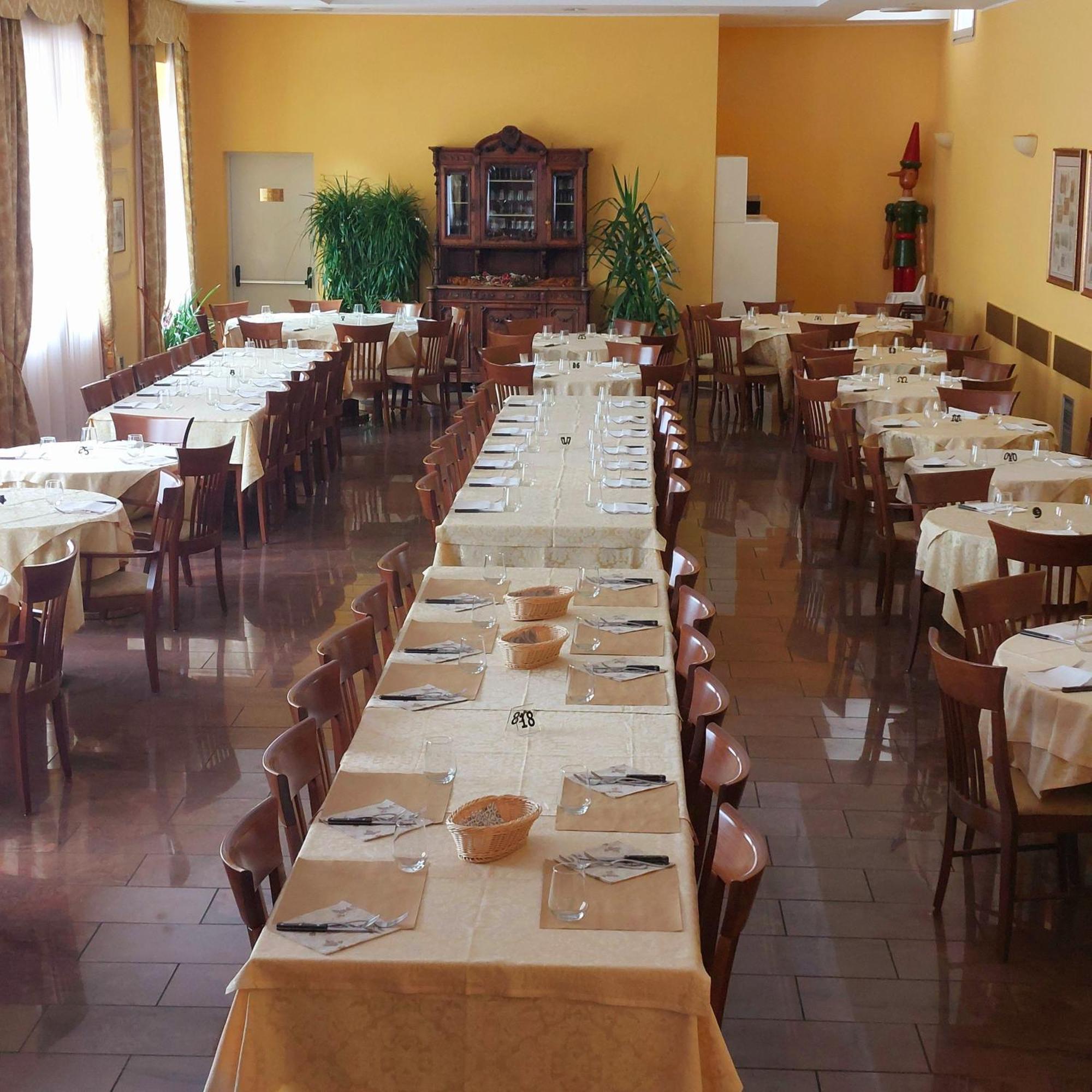 Albergo Ristorante Bigiu Sant'Omobono Imagna Esterno foto